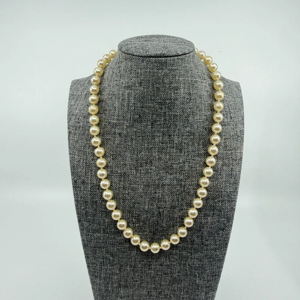 Cream Faux Pearl Strand Necklace Classic Bridal Coquette Cottagecore Gift Chic